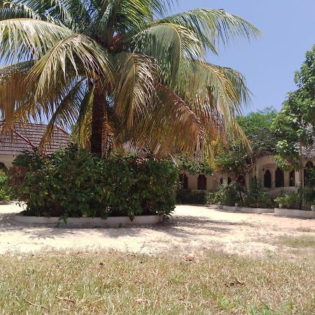 H & H Bungalows Nungwi Exterior photo