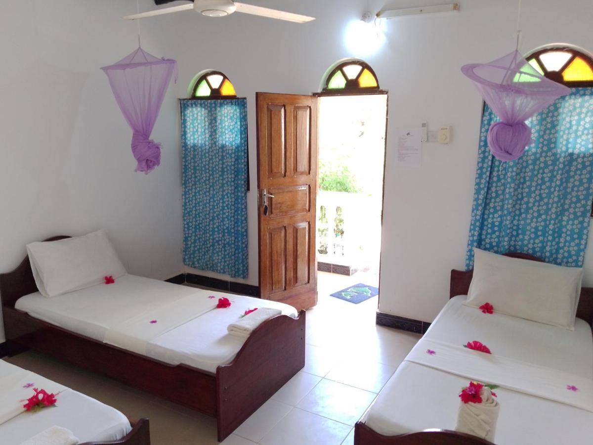 H & H Bungalows Nungwi Exterior photo